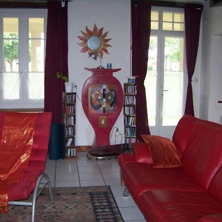 Grande Maison Atypique Le Burgaud Экстерьер фото